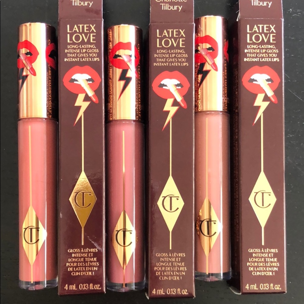Charlotte Tilbury latex love lipgloss